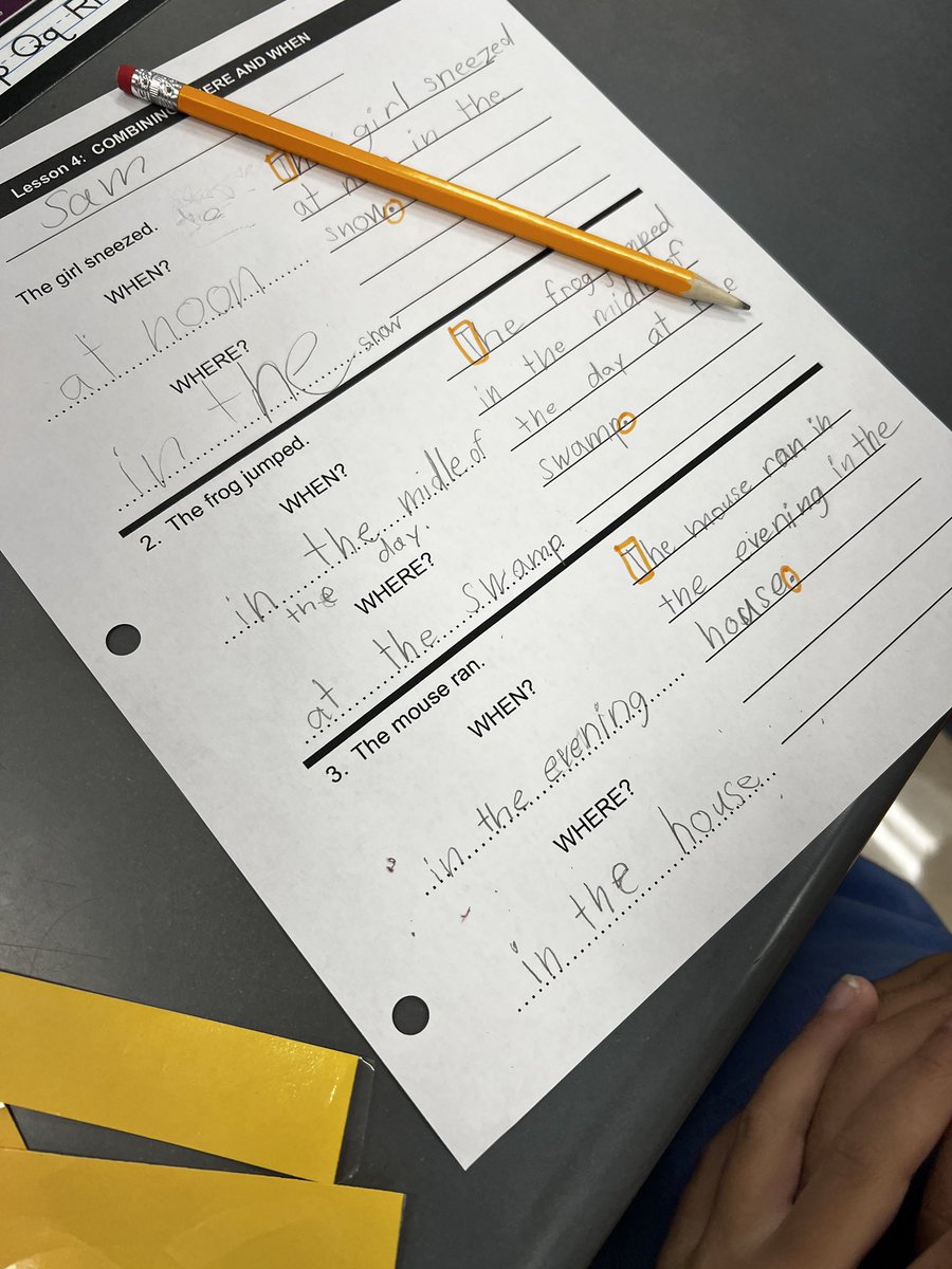 KiserClass's tweet photo. Second graders are growing their writing by expanding simple sentences. We are adding where and when details to bring ideas to life! ✏️📚 #SecondGrade #WritingSkills #YoungAuthors #ClassroomLearning https://t.co/JvHCJWbV7S