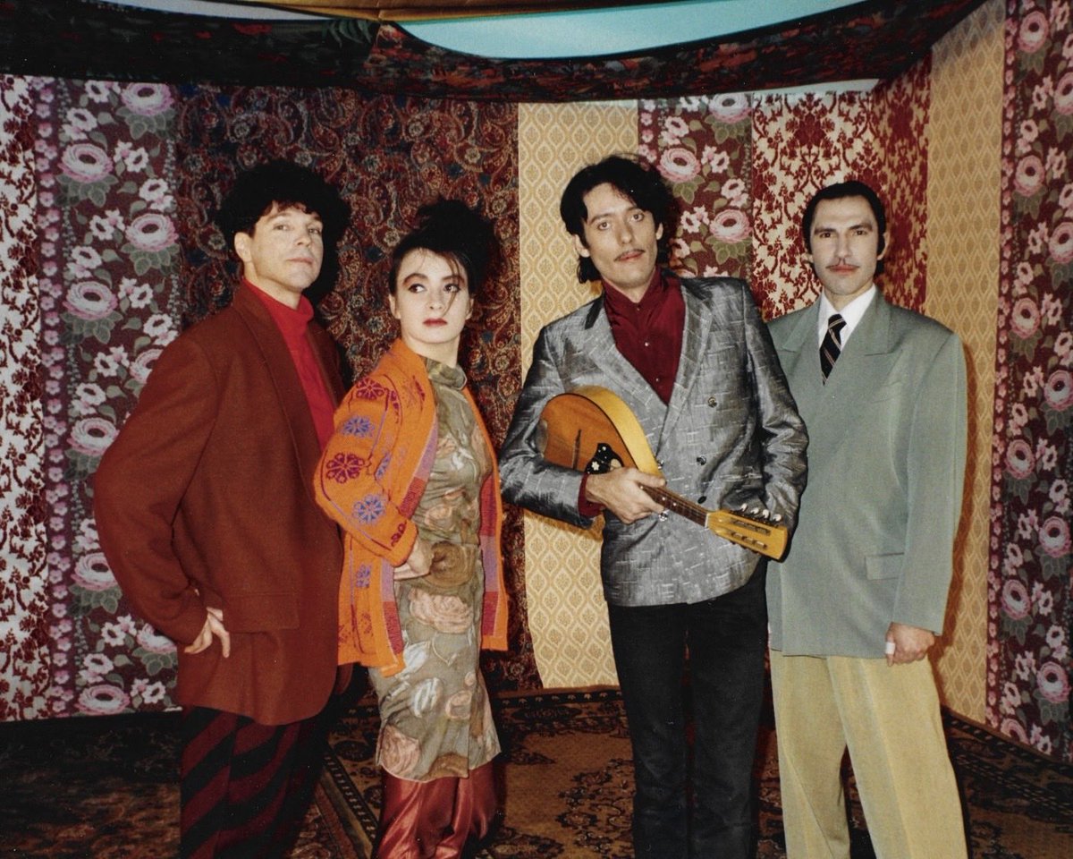 sparksofficial's tweet photo. Catherine. There was no one like her. A true force of nature. It was a gift to have worked with her (and Fred) and it was an even greater gift to call her a friend.

Artiste incomparable, amie incomparable. Catherine, tu nous manqueras. 

Bisous de tes amis Russell et Ron https://t.co/7GBiY8NtYJ