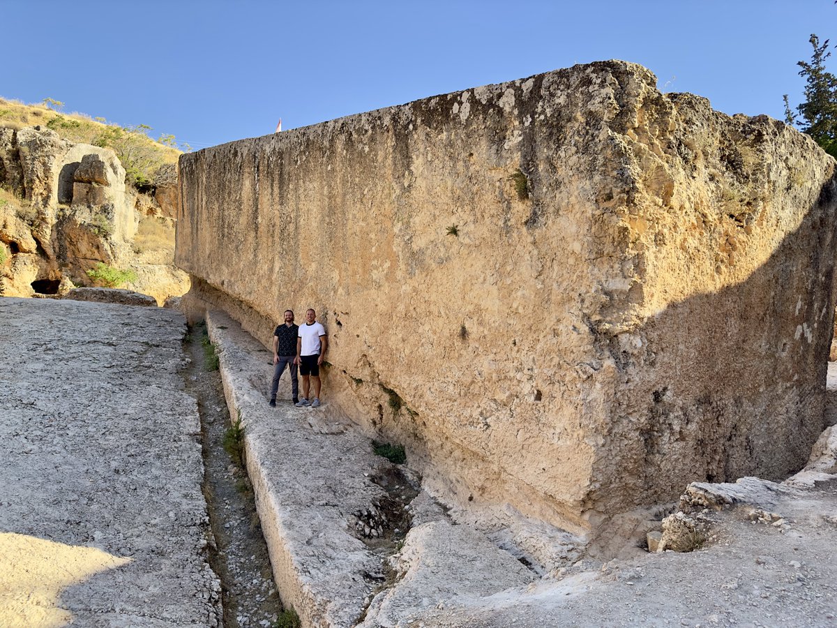 BrightInsight6's tweet photo. Think this 1250TON (2.75M lbs) stone I’m standing in front at Baalbek’s quarry is massive?

Now compare it to the 1650TON (3.63M lbs) stone sitting behind/below it…🤯

BAALBEK is ground zero for lost ancient civilizations. So grateful to have traveled there with @GeorgesStPierre 💪🏻🙏🏻