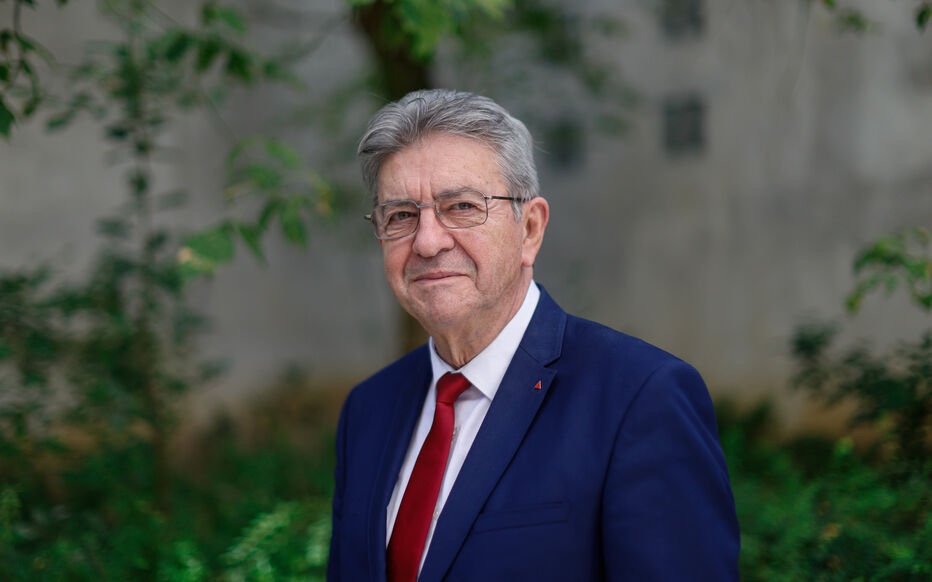 AlertesInfos's tweet photo. 🇫🇷 ALERTE INFO - Un homme de 58 ans, armé d’un fusil en pleine rue à Saint-Denis, a menacé de tirer sur les passants qui votent LFI. Il a été interpellé puis soumis à un examen psychiatrique. (Le Parisien) https://t.co/qLqvAHJc4b