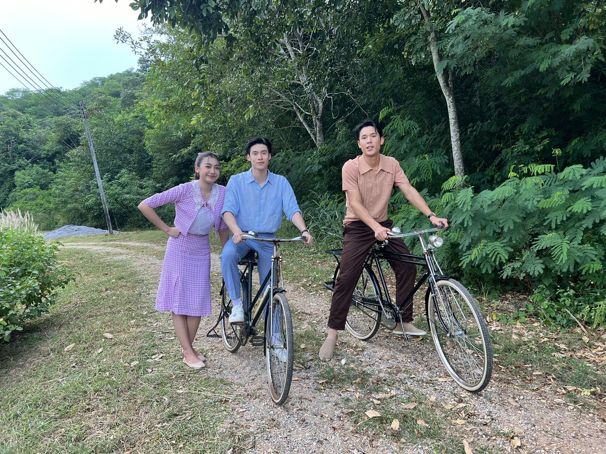 peakpeemapol tweet picture
