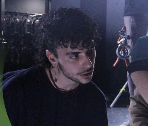 milafique's tweet photo. Voici Adrien Marcel, le réalisateur de cette chiasse visuelle et auditive. https://t.co/dM1uqWTWqv