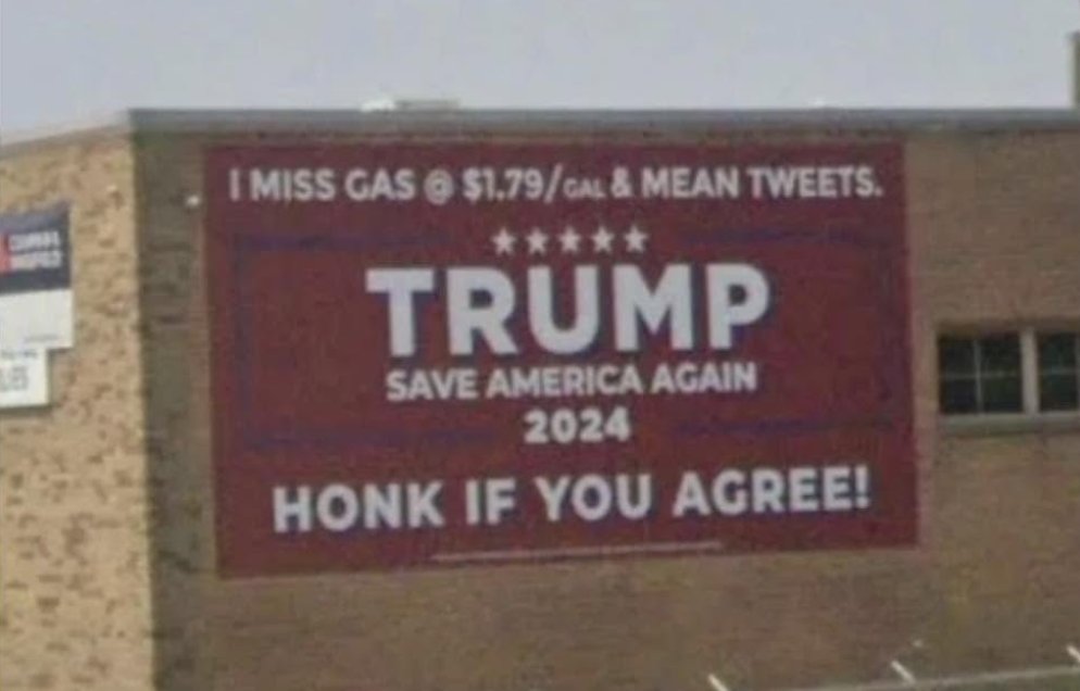 jaredlholt's tweet photo. Every once in a while I remember this business in Chicago that hung up a Trump 2024 sign facing the highway that reading "I MISS GAS @ $1.79/GAL &amp; MEAN TWEETS."

The sign is still there because the company went out of business. https://t.co/Bn5Cvfn9TA