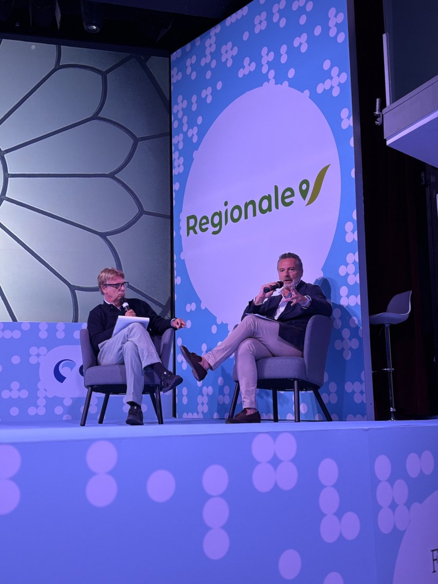 conai's tweet photo. Anche quest’anno siamo partner di ECO - Festival della Mobilità Sostenibile e delle Città Intelligenti: #mobilitàsostenibile, città efficienti e corretta gestione di materiali e rifiuti fanno parte dello stesso percorso di #transizioneecologica che l'Italia deve affrontare. https://t.co/jKGmGvOf0I
