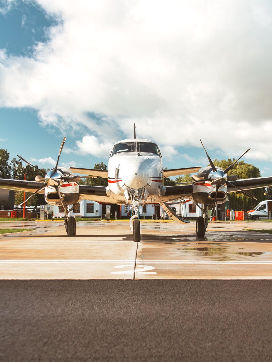 WHGA's tweet photo. King Air bringing the turboprop power ✈️🔥

Today we welcomed this Beechcraft C90GTx. Equipped with the upgraded 5-blade propellers the already impressive King Air looks even more distinctive!

#kingair #turboprob #beechcraft #C90GTx #halfpennygreen https://t.co/K3nGvnnsZ8