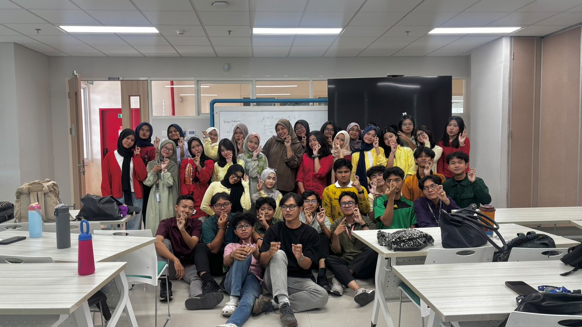 didengkull's tweet photo. pemdig berwarna warni https://t.co/4FjPnHGAtA