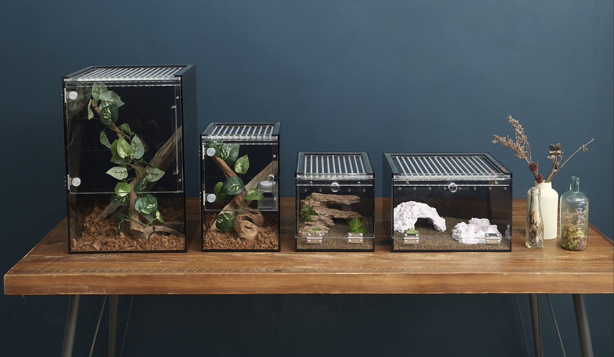 Oen_SD's tweet photo. 【販売サイトが新しくなりました】

Small Dinosaurのアクリルケージは、新しいBASEのお店でご購入いただけます。
▶ https://t.co/IUHdzQzVc8

・clearシリーズ
・天板や蝶番などの交換パーツ

これからもよろしくお願いします🦎 https://t.co/gupun9EtWt