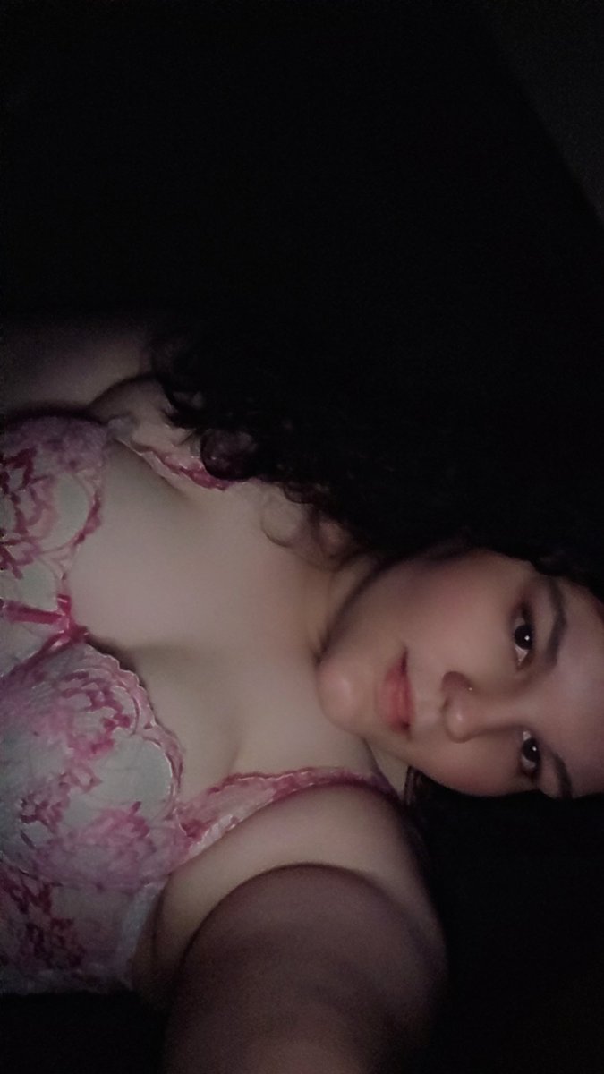 backgroundaces's tweet photo. Let me show ya how proud I am to be yours.... 🩷🤍 #twenty #NSFW #adult #selling #content #fantasy #roleplay #stoner https://t.co/hXdkCdnqVC