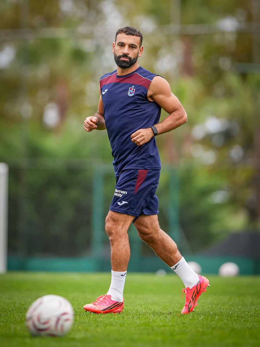 SalahUpdates's tweet photo. 📸 Mohamed Salah in Trabzonspor training today. https://t.co/TpFDfOKy1r