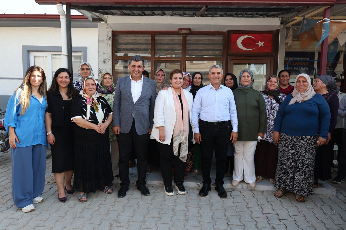 avfatmagulcalim's tweet photo. 📍 Kumlu

Milletvekilimiz Sn. Adem YEŞİLDAL, İl Başkanımız Sn. Mustafa ERDOĞAN, Reyhanlı Belediye Başkanımız Sn. Ahmet Salman YUMUŞAK, Kumlu Belediye Başkanımız Sn. İbrahim PAÇ, Reyhanlı İlçe Başkanımız Sn. Kemal DEMİRİ, Reyhanlı İlçe Kadın Kolları Başkanımız Sn. Hatice Kübra KARADENİZ ile birlikte Kumlu İlçe Başkanlığımızı ziyaret ettik.

Aynı dava, aynı heyecan, aynı hedef…
Hatay için, milletimiz için hep birlikte çalışmaya devam ediyoruz.