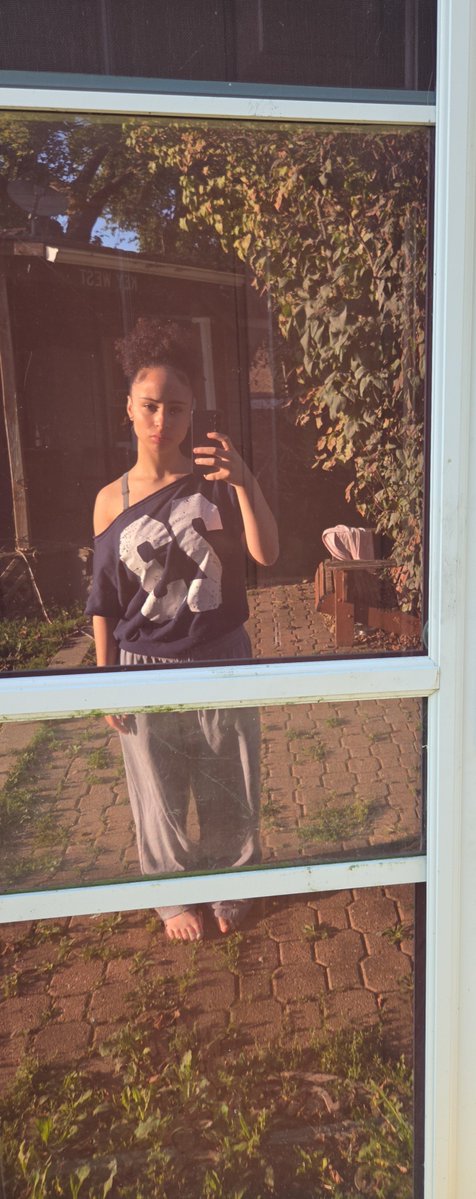 dreyeh's tweet photo. hi #fyp #lightskin https://t.co/2jT9LJPW96