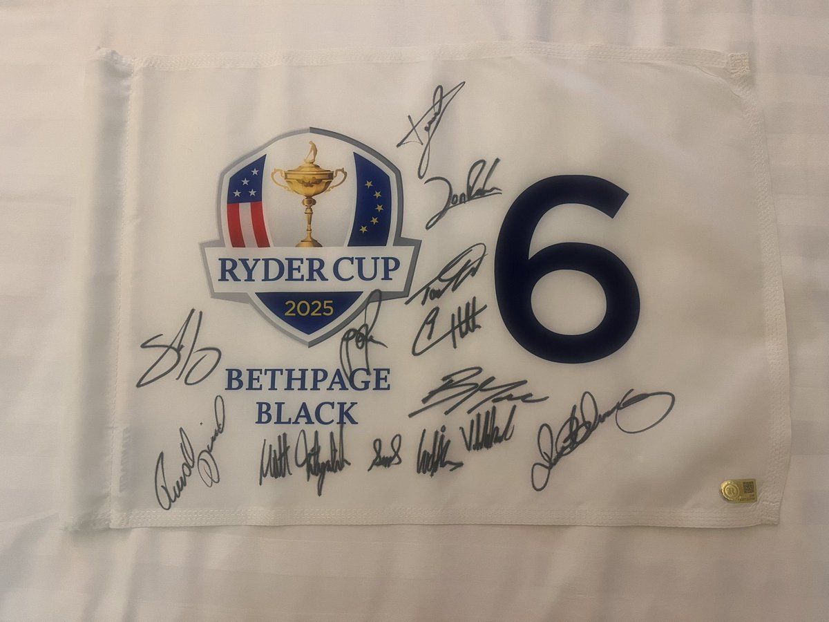 MuseumofGolf's tweet photo. Completed this today. Another nice piece into the collection https://t.co/tsDDleWG4j