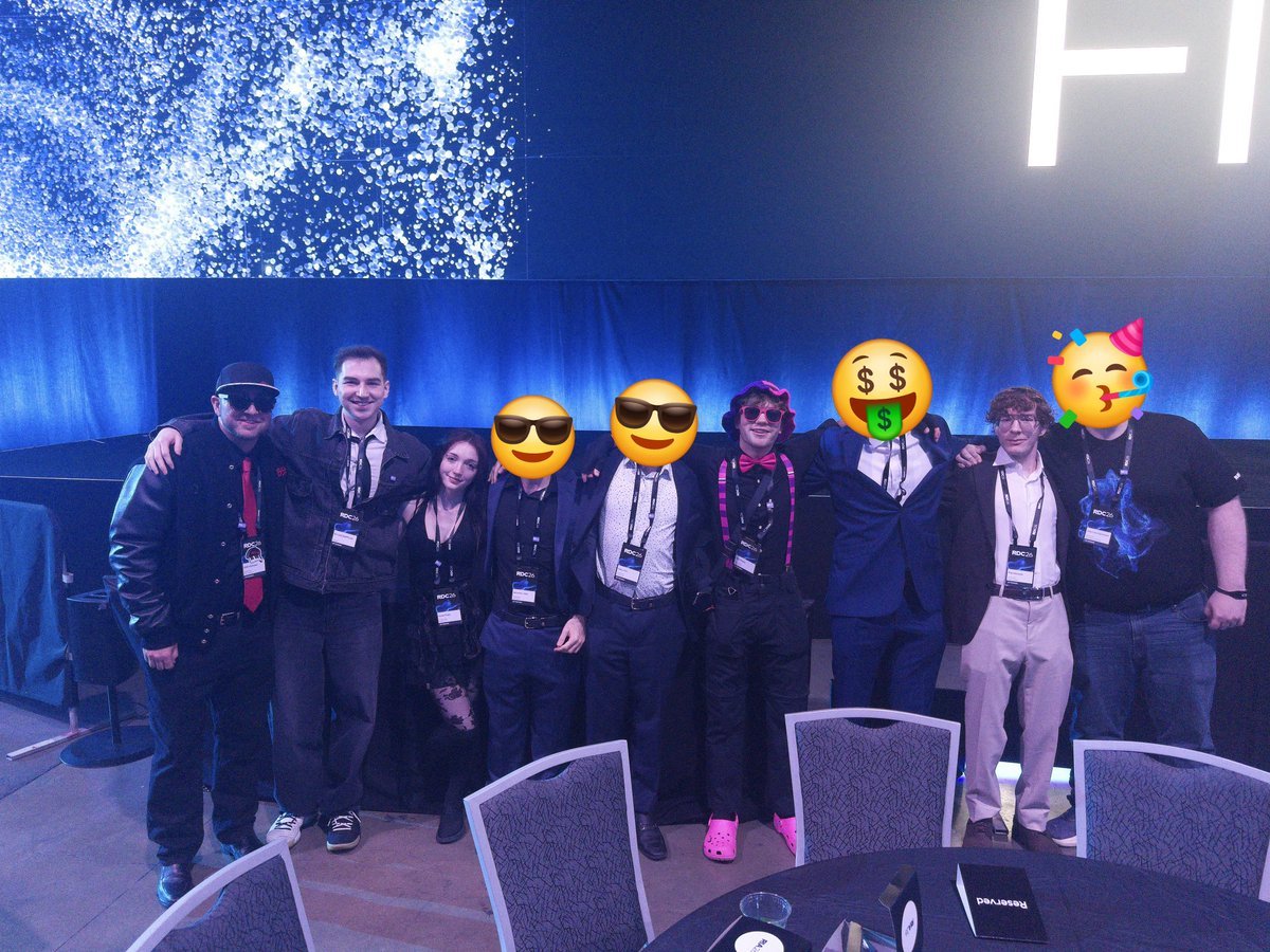 REAL_EpicTank's tweet photo. 3 Years Later 😁 https://t.co/p5yKLieXE2