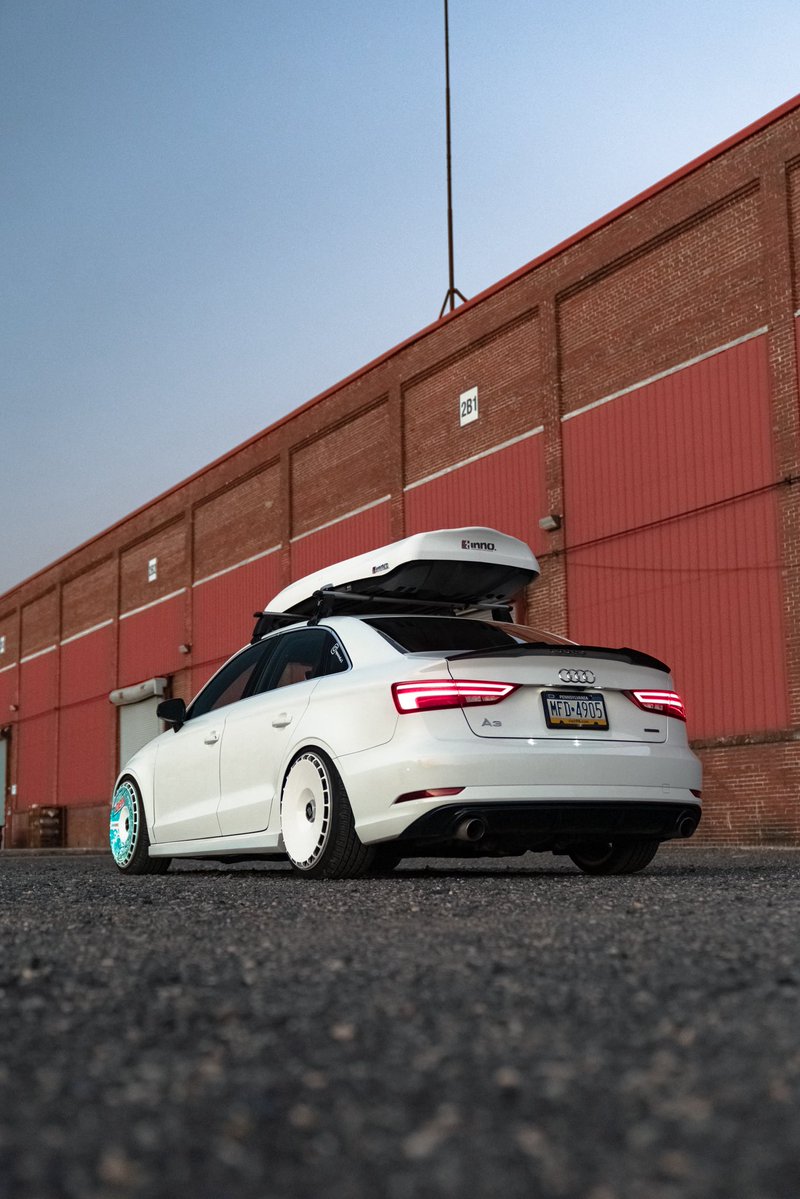 Albatross243's tweet photo. Usually this account is relegated to fursuit stuff but DAMN am I good at automotive photography https://t.co/mLmx8Yghgd