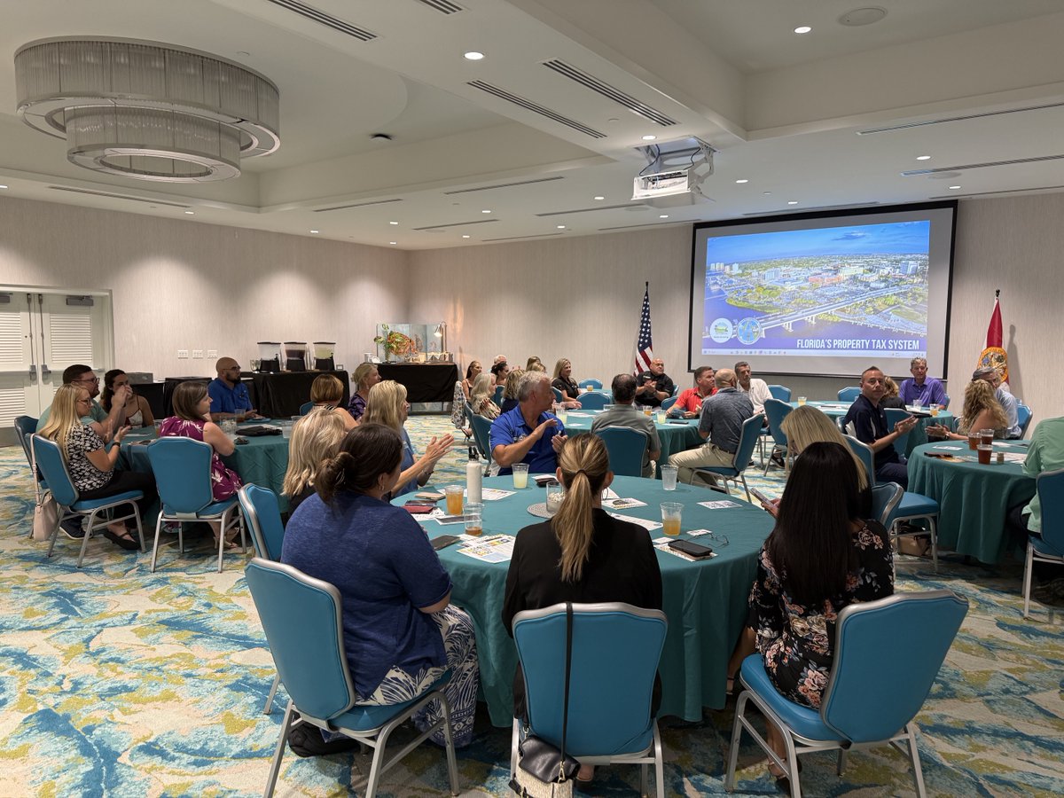 FMB_Chamber's tweet photo. 🎉We were thrilled to have Noelle Branning from The Lee County Tax Collector and Matt Caldwell from the Lee County Property Appraiser's Office as guest speakers at our September Luncheon! Thanks to them and also to Margaritaville Beach Resort FMB for hosting the lunch!🍹🏨🙌 https://t.co/qEn4VxOf3v