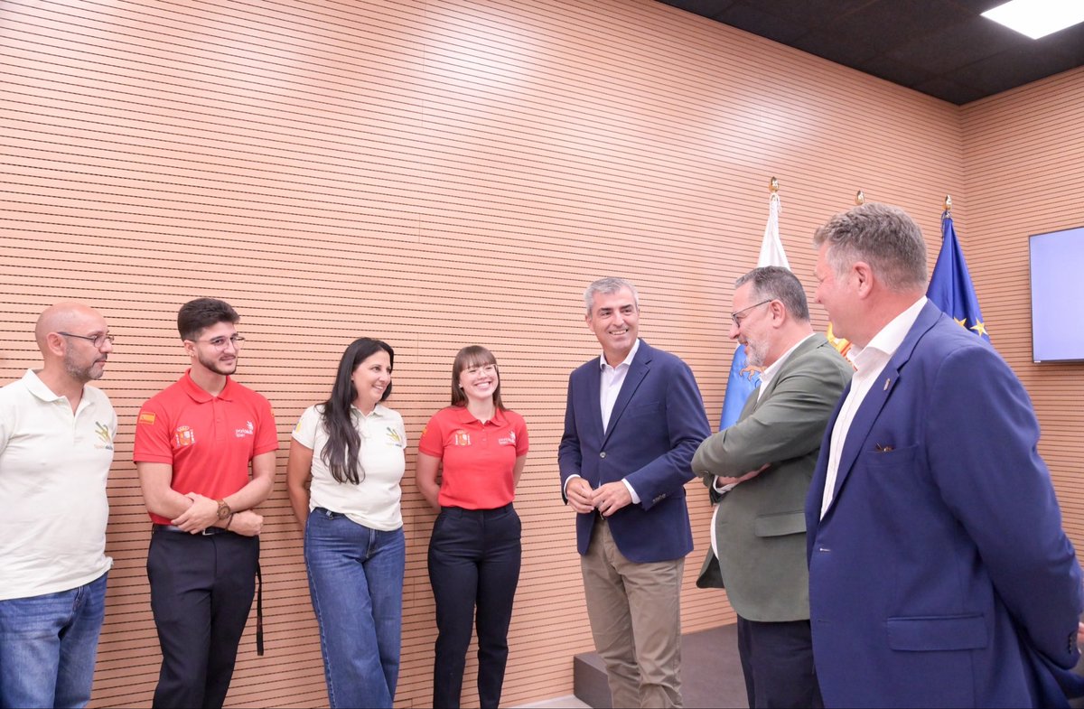 MDominguez_Glez's tweet photo. El talento de la FP canaria viajará hasta Shanghái para participar en la competición WorldSkills. ¡Muchísima suerte! ¡Son todo un orgullo! 💪💪

#FP #WorldSkills #TalentoCanario https://t.co/ay7rzaDIU5