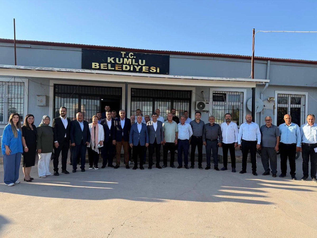 avfatmagulcalim's tweet photo. 📍 Kumlu Belediyesi

Milletvekilimiz Sn. Adem YEŞİLDAL, İl Başkanımız Sn. Mustafa ERDOĞAN, Reyhanlı Belediye Başkanımız Sn. Ahmet Salman YUMUŞAK, Reyhanlı İlçe Başkanımız Sn. Kemal DEMİRİ, Kumlu İlçe Başkanımız Sn. Şahin SAĞIROĞLU, Reyhanlı İlçe Kadın Kolları Başkanımız Sn. Hatice Kübra KARADENİZ ve Kumlu İlçe Kadın Kolları Başkanımız Sn. Aysel GÜL ile birlikte Kumlu Belediye Başkanlığımızı ziyaret ettik.

Kumlu’muza kazandırdığı hizmetler ve özverili çalışmaları için Belediye Başkanımız Sn.İbrahim PAÇ’a teşekkür ediyoruz.