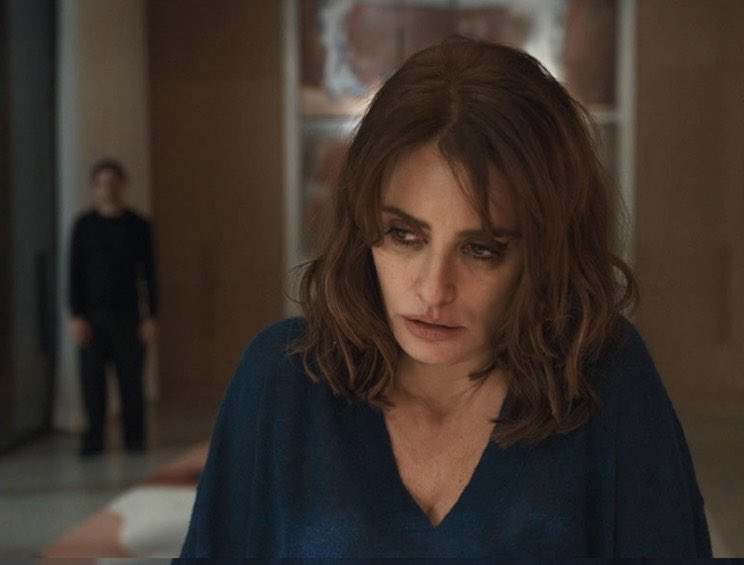 mrbrianrowe's tweet photo. If you want to find two talented actors drowning on-screen, look no further than Javier Bardem &amp; Penélope Cruz in Florian Zeller’s Bunker, the big disappointment I’ve seen at TIFF. After a promising start, this film devolves into a clunky, self-serious misfire with nowhere to go. https://t.co/pPzoWNMuiD