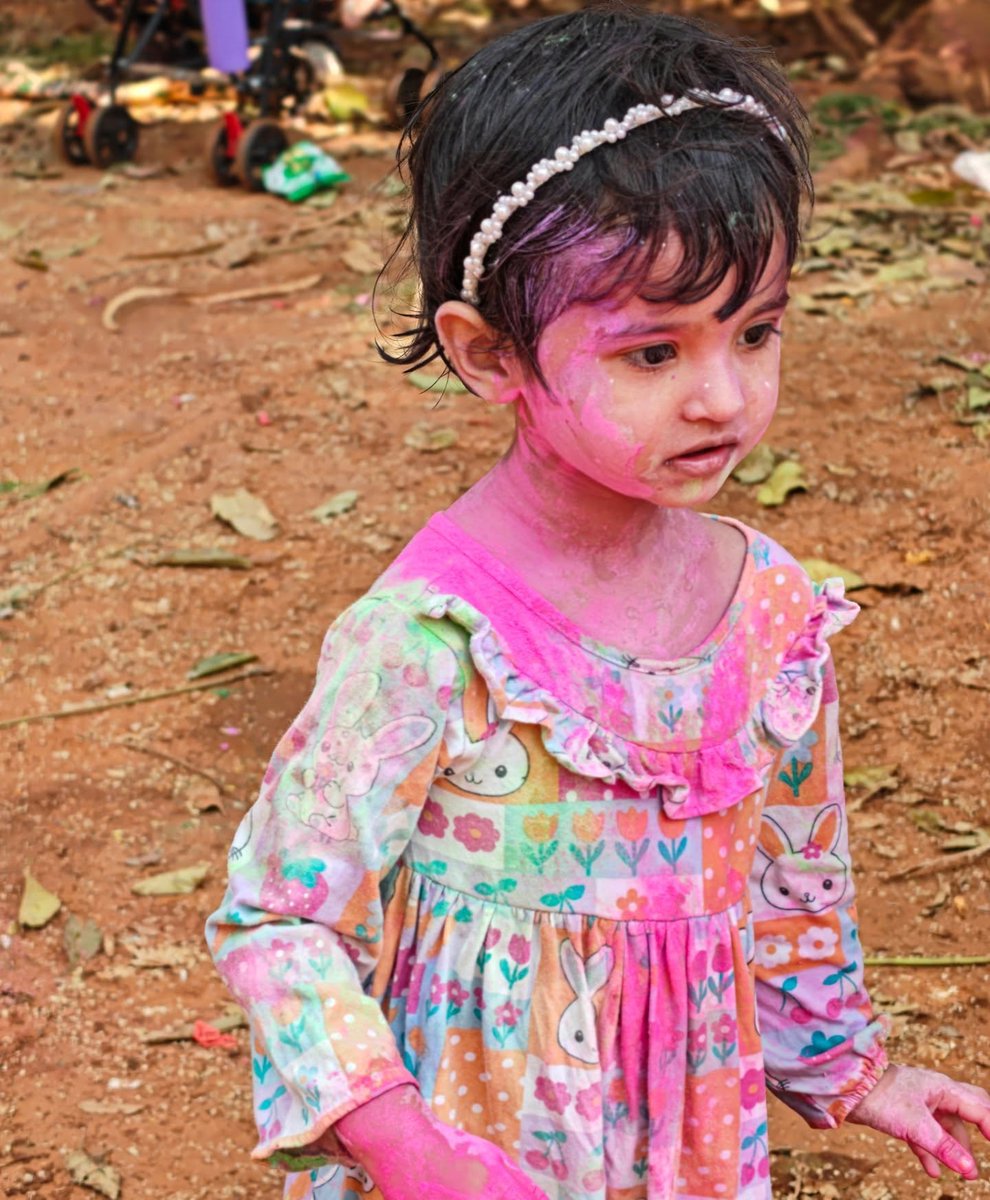 CalebeRua14's tweet photo. Happpiii Holiiiii! Wishing you a day full of color, joy, and love. https://t.co/RWGJif8t3n