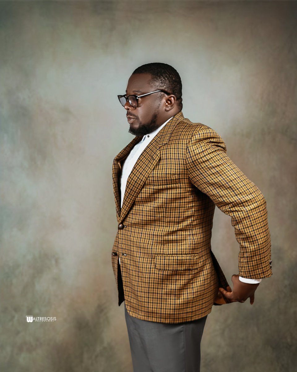 giftadene_'s tweet photo. Allow me reintroduce myself...

I am, 

Dr. Gift Adene

Ph.D. Computer Science (Artificial Intelligence &amp; Robotics)
MSc. Computer Science 
MSc. Information Technology 
BSc. Computer Science 
HND Public Health
PD Community Health (CHEW) - In view

God is indeed faithful.

♥️♥️♥️ https://t.co/MJhuJzzHMD