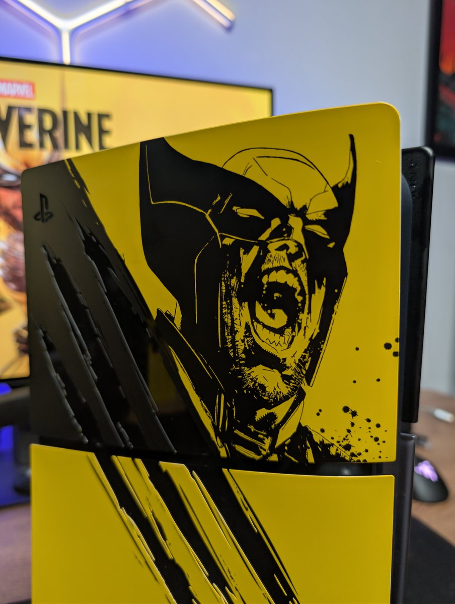 BigPhil_93's tweet photo. Wait… this isn't Gears of War?! 👀😂

Turns out I do actually like other things.

Wolverine has officially made his way into the setup 🐺

Gears will always be #1, but I'm a gamer first.

What game could tempt you away from your favourite franchise?

#Wolverine #PlayStation https://t.co/JJcLKi7YVc