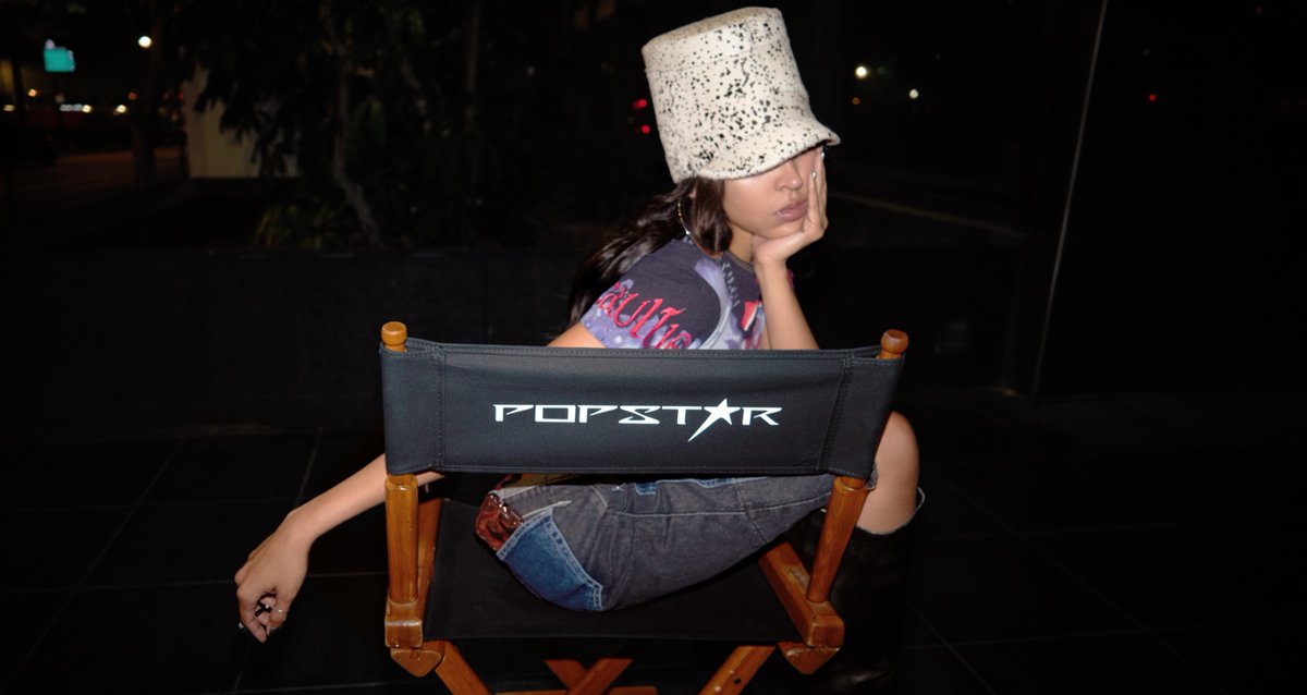 Tinashe's tweet photo. POPSTAR     9★25 https://t.co/UuHnaB9Yag