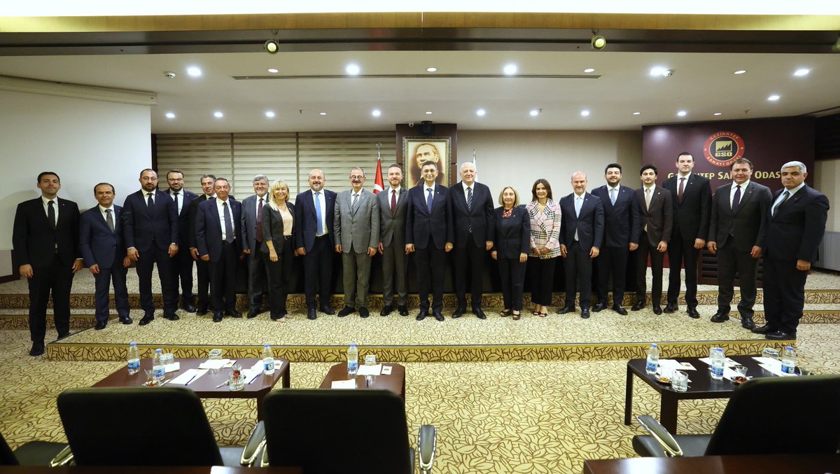 askonuk's tweet photo. GSO Eylül Ayı meclis toplantımızı önceki dönem Gaziantep Milletvekilimiz Sayın Nejat Koçer ve GAGİAD Yönetim Kurulumuzun katılımlarıyla gerçekleştirdik.
Toplantıda Odamız tarafından hayata geçirilen projeler ve güncel ekonomik gelişmelerle ilgili görüş alışverişinde bulunduk. https://t.co/V7T0MbSvr2