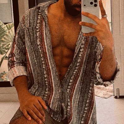 Beyonceee69's tweet photo. #NewProfilePic https://t.co/SsXZPzOtPA
