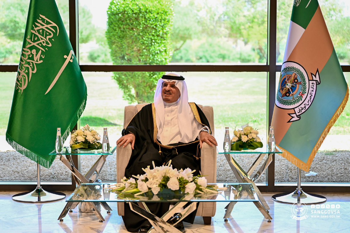 sanggovsa's tweet photo. برعاية الأمير #عبدالله_بن_بندر وزير الحرس الوطني، وحضور معالي نائب وزير الحرس الوطني الدكتور ناصر بن عبدالعزيز الداود، أقيم الحفل الختامي لمسابقة الأمير عبدالله بن بندر بن عبدالعزيز لحفظ القرآن الكريم والسنة النبوية للمرابطين على الحدود بنسختها الرابعة.
#وزارة_الحرس_الوطني https://t.co/bRyKrAXvIq