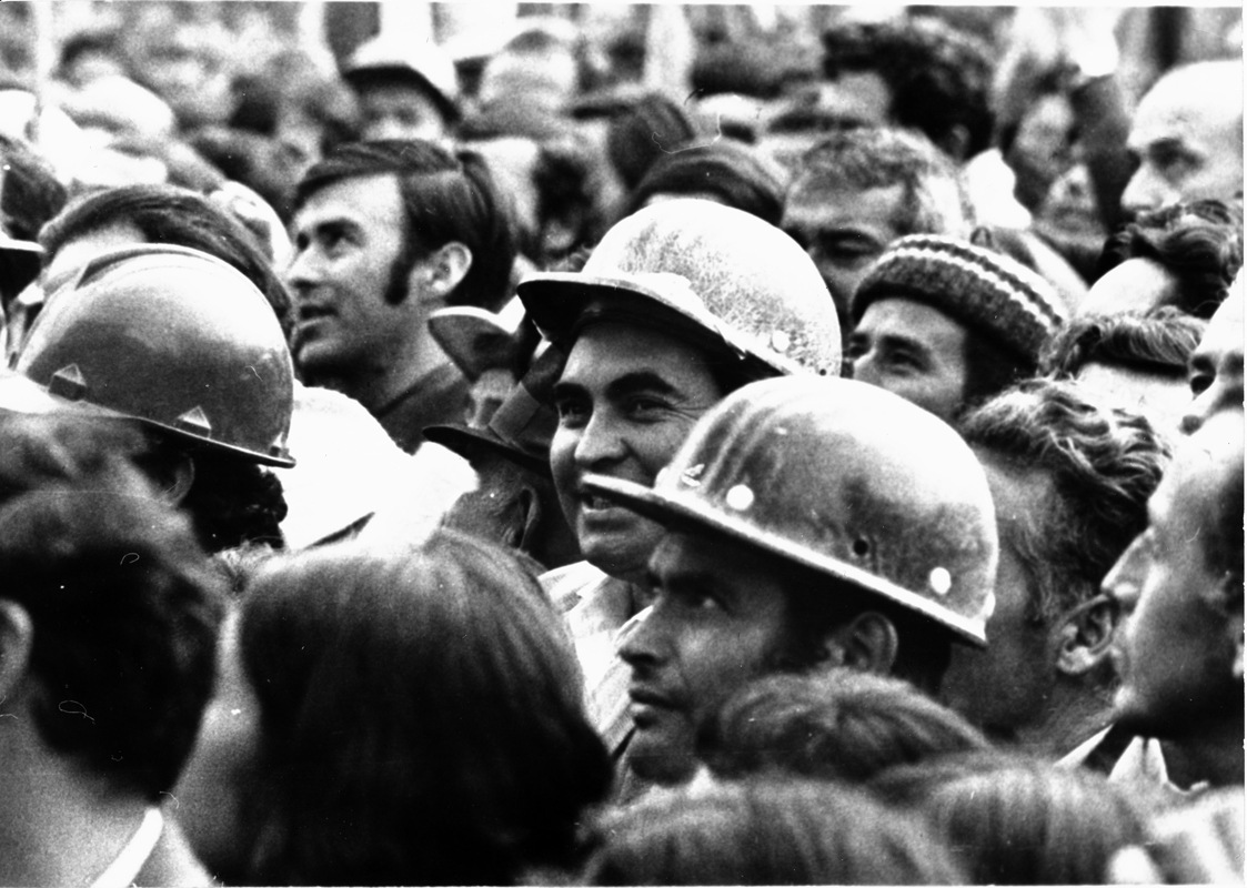 ccu_federacion's tweet photo. Fallece Patricio Guzmán, director de La Batalla de Chile: Lega su obra inmortal a la clase trabajadora del mundo https://t.co/GUv6ZhynTd https://t.co/MuIZqXcuWX