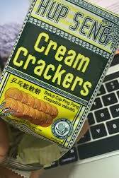 Tha_Jizzlyn's tweet photo. @__adoma hup seng biscuit ? https://t.co/NMpZw5qyO6