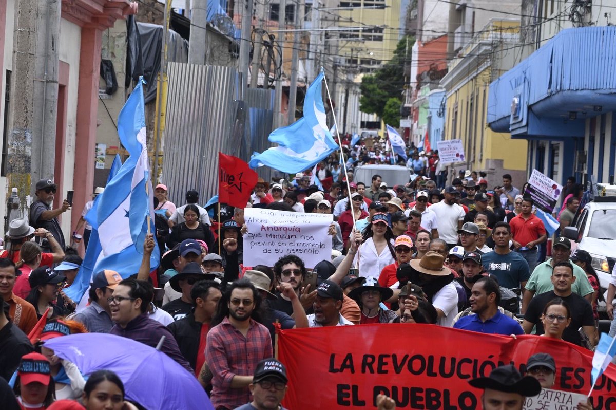 PartidoLibre's tweet photo. Patria aquí estoy humildemente, ofreciendo mi integridad y mi vida para construir una patria soberana, libre, independiente para caminar al lado del pueblo, para construir democracia, pero también para derrocar el fascismo.

@riximga 
Sub Coordinadora, Partido Libre 

¿CUÁL INDEPENDENCIA?
¡FUERA TRUMP, FUERA LA RACHA!
Movilización 15 de septiembre de 2026