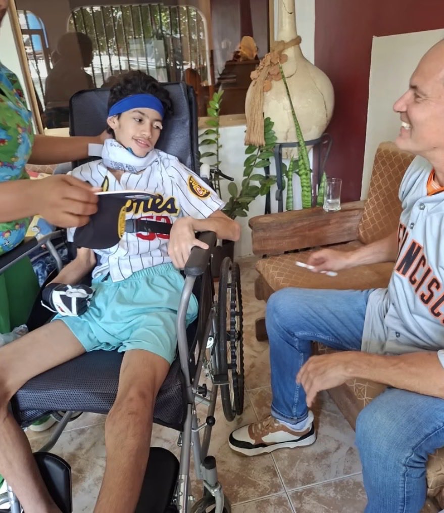 VizquelOmar13 tweet picture
