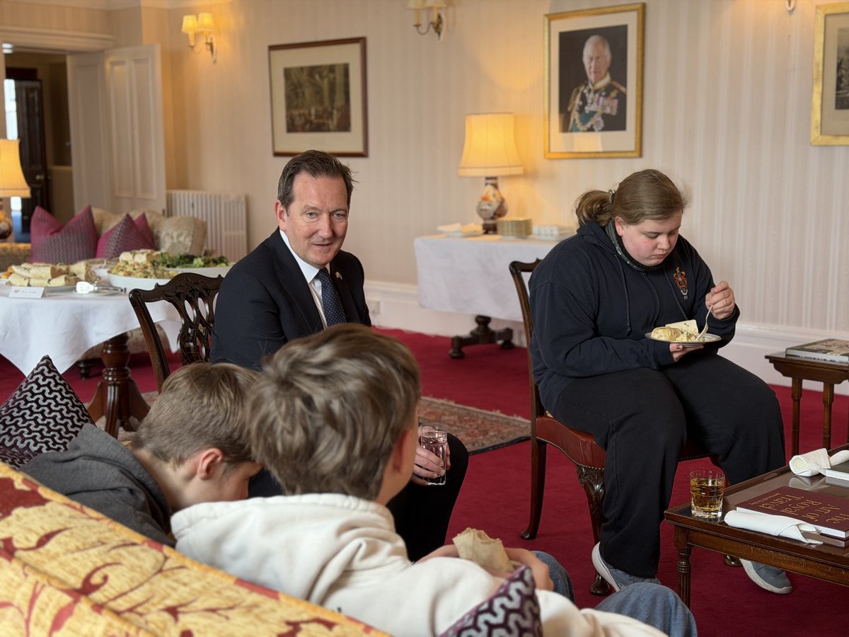 GHFalklands's tweet photo. Today, the Governor welcomed members of the Falkland Islands Youth Parliament to Government House.

Young voices matter, and democracy is strongest when everyone is heard.

#InternationalDayofDemocracy #Falklands #YouthParliament https://t.co/Uo3kmM1mpO