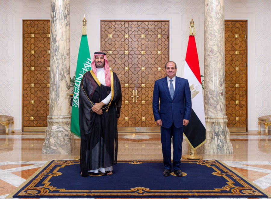 just_in_eg's tweet photo. كمصري و باسم كل المصريين الشرفاء :
السعودية ليست قضيتي 
السعودية ليست قضيتي 
السعودية ليست قضيتي 
السعودية ليست قضيتي 
السعودية ليست قضيتي 
اليمن له الحق في الدفاع عن نفسه
اليمن له الحق في الدفاع عن نفسه 
اليمن له الحق في الدفاع عن نفسه
" لا تعطيني جيشًا بل علمني كيف أحارب " https://t.co/r8FUsfg541