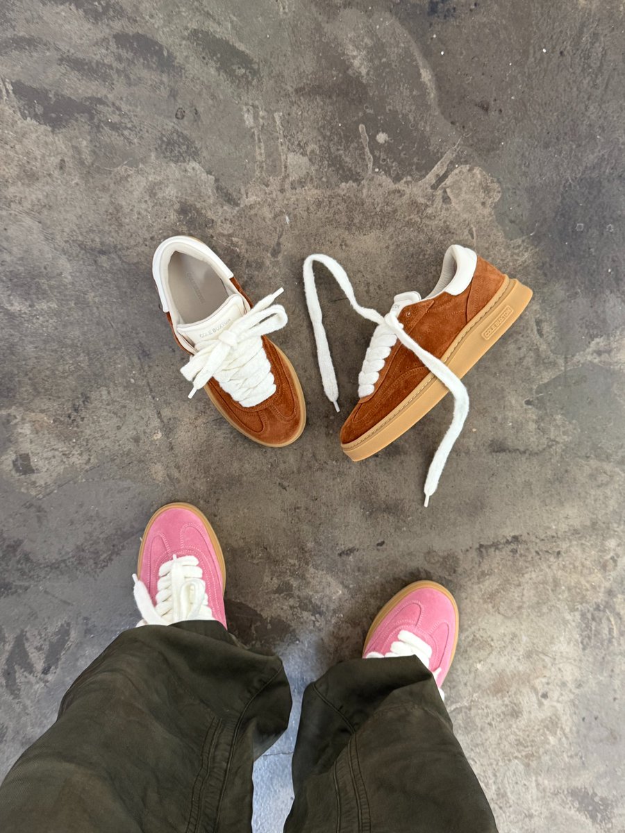Jonnywilso's tweet photo. Stadium Sneaker, launches Friday ✌🏼 https://t.co/XvG9zfugod