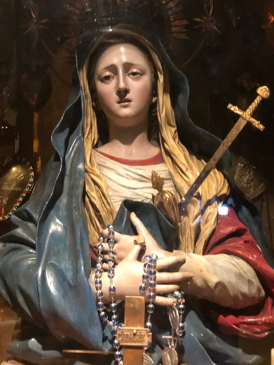StudioReginaOrg's tweet photo. OUR LADY OF SORROWS. Sept.15 | "We are invited to console the Sorrowful Heart of Mary and to unite our suffering to hers and, by doing so, receive graces of consolation and strength. 🙏How to pray the 7 Sorrows Chaplet: https://t.co/y3pIdlmnOC https://t.co/6TpGE1MyHK