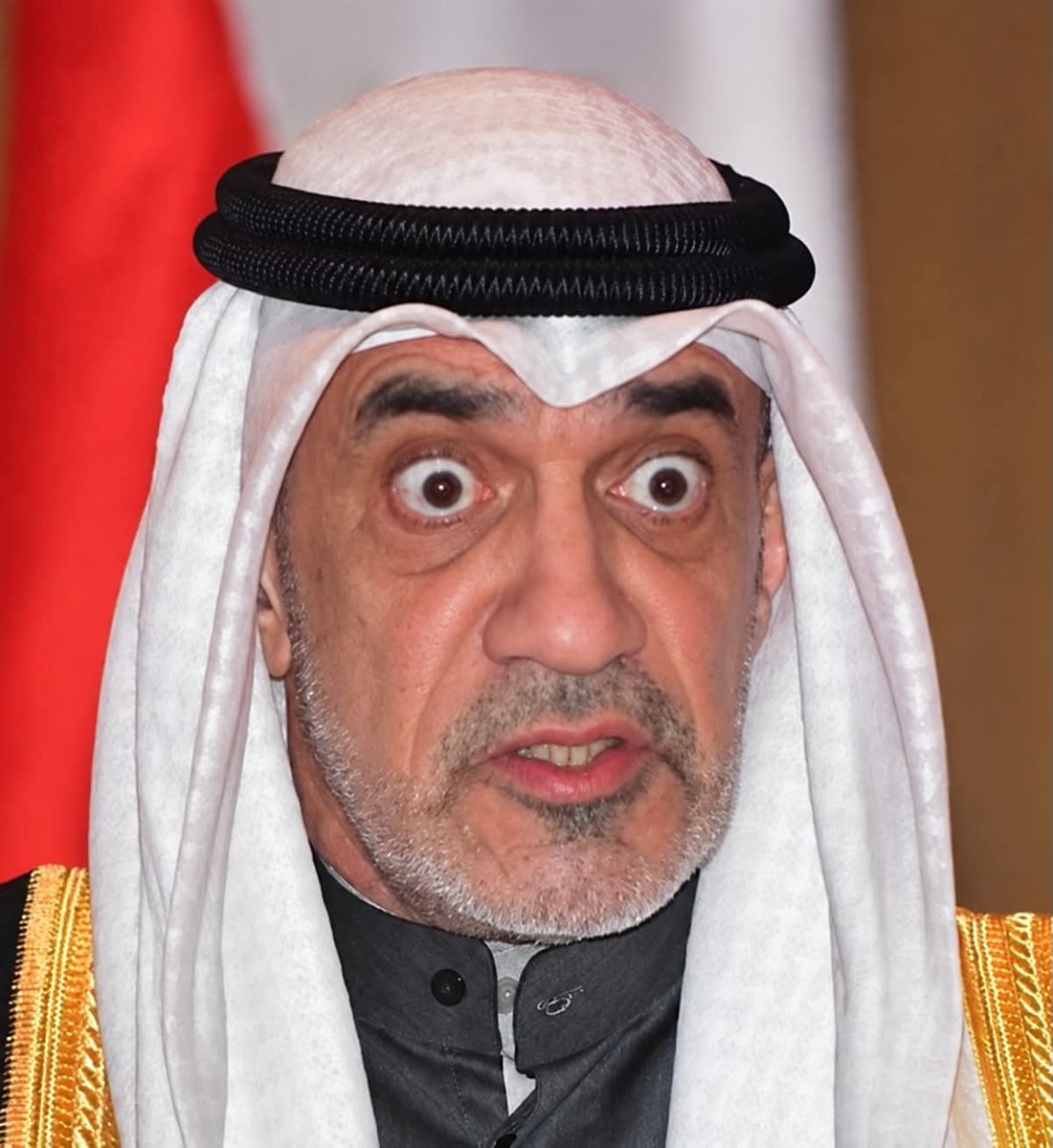 ourkuwait's tweet photo. هل يقدر فهد يوسف ان يغير شخصية الكويتي إلى إماراتي..؟؟

مستحييل 😀.. مع احترامنا للشعب الاماراتي اخوان واهل..

بس الاماراتي حتى في بيته وبين اهله ما يسولف عن الحكومة وقرارتها .. 

الكويتيين! حتى لو مايعرفون بعض.. عند كاشير الجمعية يسولفون عن الجناسي 🤣

الكويتي كويتي
والاماراتي اماراتي

#انسى
#كويتي_وأفتخر
.