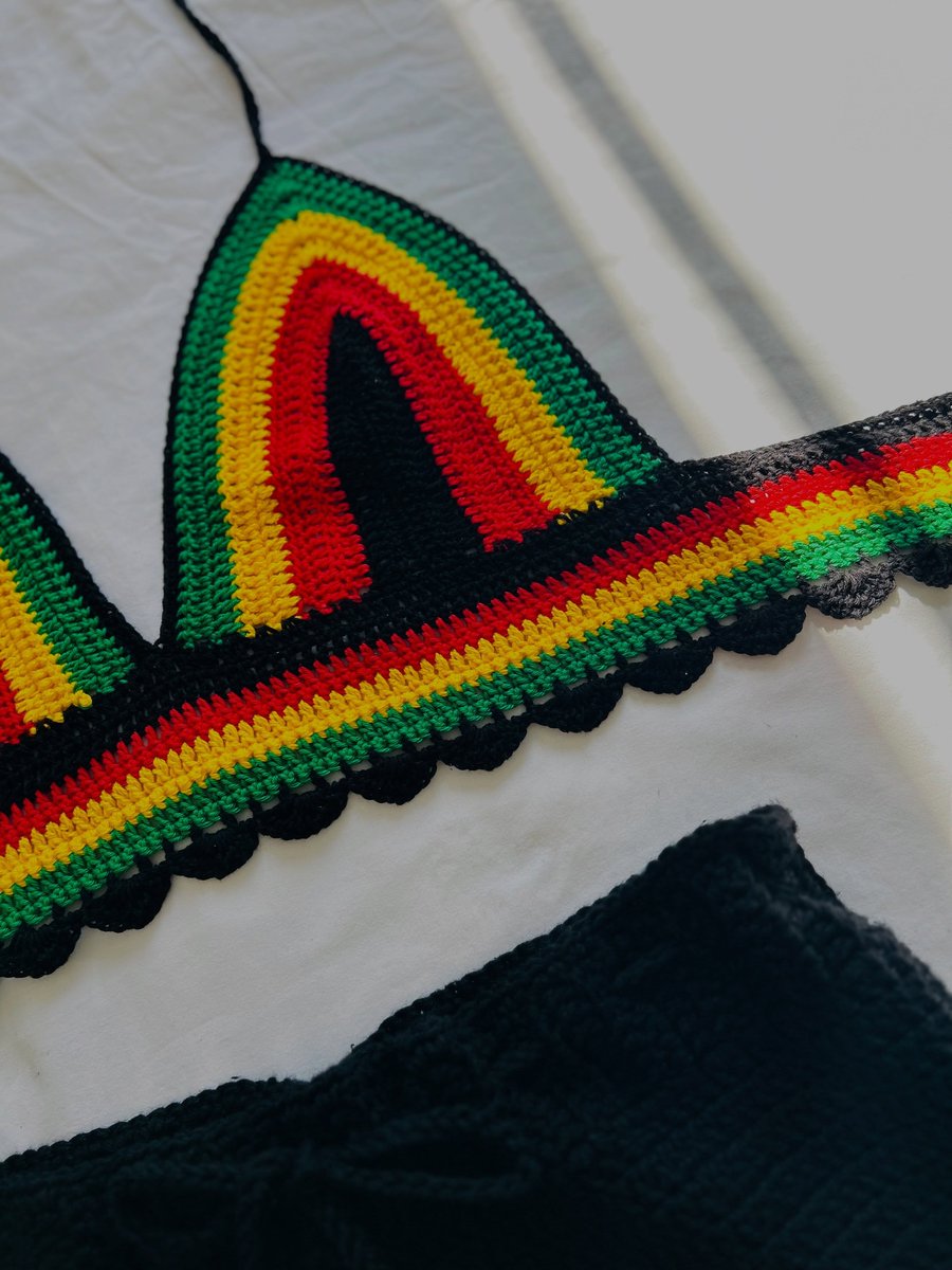 ekresvaldo's tweet photo. Crochê vibrante, estilo e atitude em peças únicas para verão, praia, festivais e viagens. Encomendas por direct. Envio para todo o Brasil. https://t.co/JHgGJLbYCf