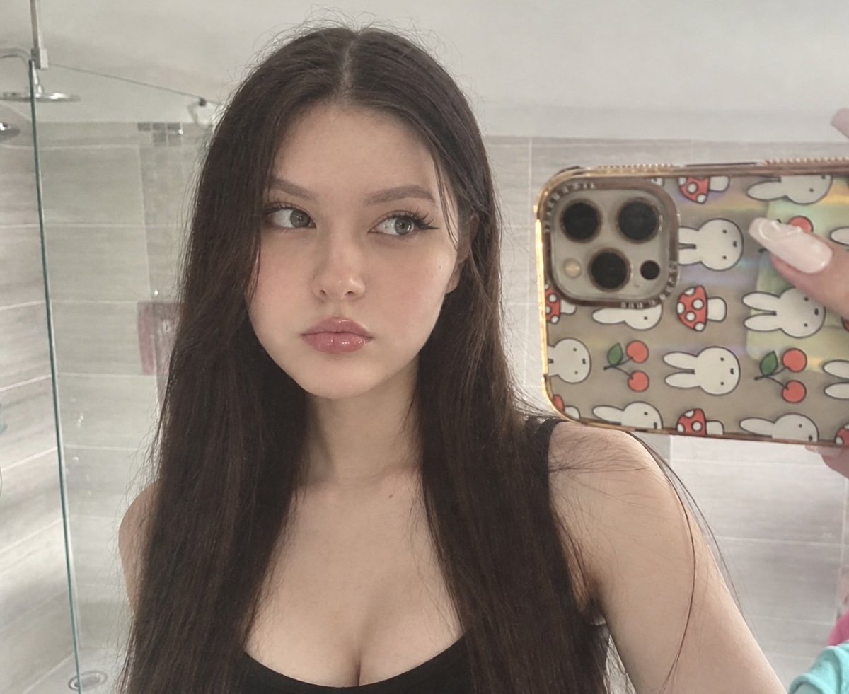 emiibunii's tweet photo. Looking for moots ^-^

18 • EU
val • roblox • ow • TFT
MDNI
♡ / ↺ appreciated >.<

#promotwt #valtwt #leaguetwt https://t.co/tUT8LSxGt2