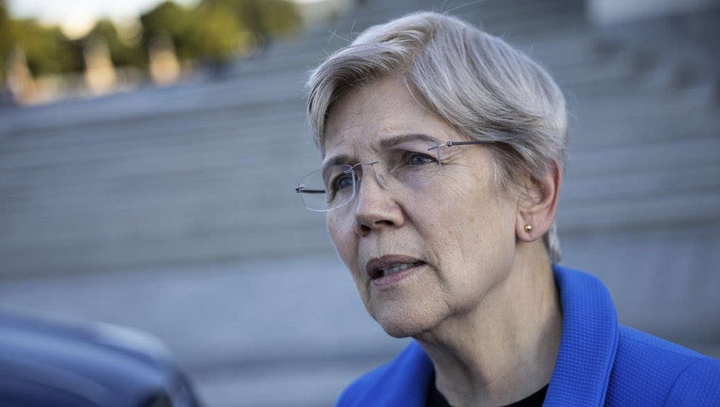 WhaleInsider's tweet photo. JUST IN: 🇺🇸 Senator Elizabeth Warren says passing the Clarity Act puts the U.S. at risk of an economic crash. https://t.co/t2xxj3Q70p