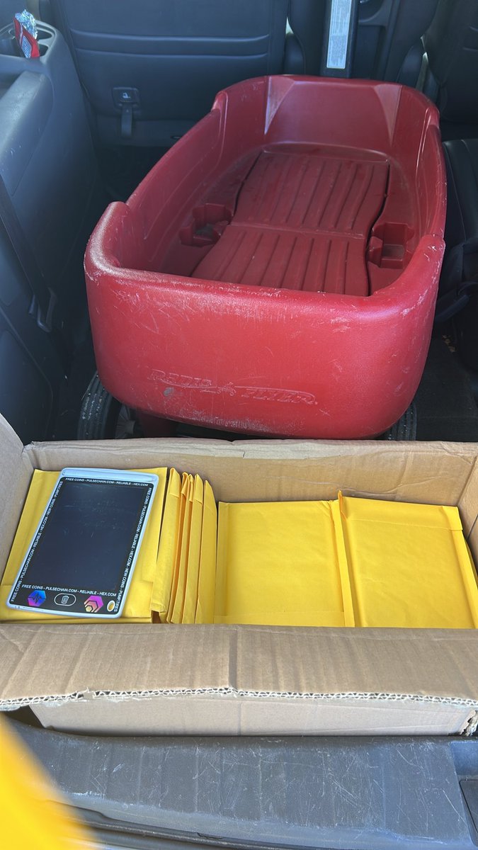PapaSiah369's tweet photo. TABLET update: 
Going door to door 200/1000 finished for this year’s goal! 

Great time going out with the kiddos! 

💥Pulsechain💥 https://t.co/isSYRtyzC9