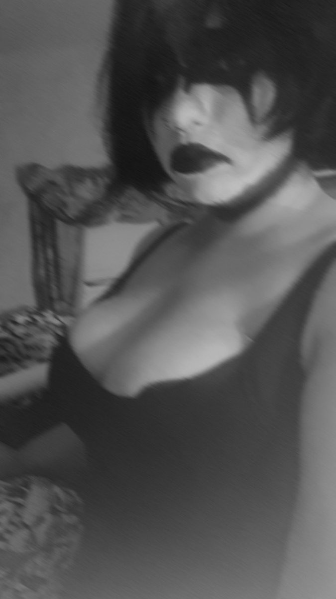 ur_ryder69's tweet photo. not new to #nsfwtwt , just updating my pinned post! 🫀🫀

⛤ 21, she/they, pansexual, single
⛤ blue collar + piercings/tattoos
⛤ sub leaning switch (major brat)
⛤ soft + hard kinks
⛤ slim(ish) thicc PAWG 36DDD, 52in hips
⛤ texas (903)
⛤ bpd / obsessive + jealous 
⛤ i sell, dm for menu (also looking for friends/community though)

🫀DMs always open, buying is not required! 🫀 account verification included 🫀 RT for free pic of your choice 🫀