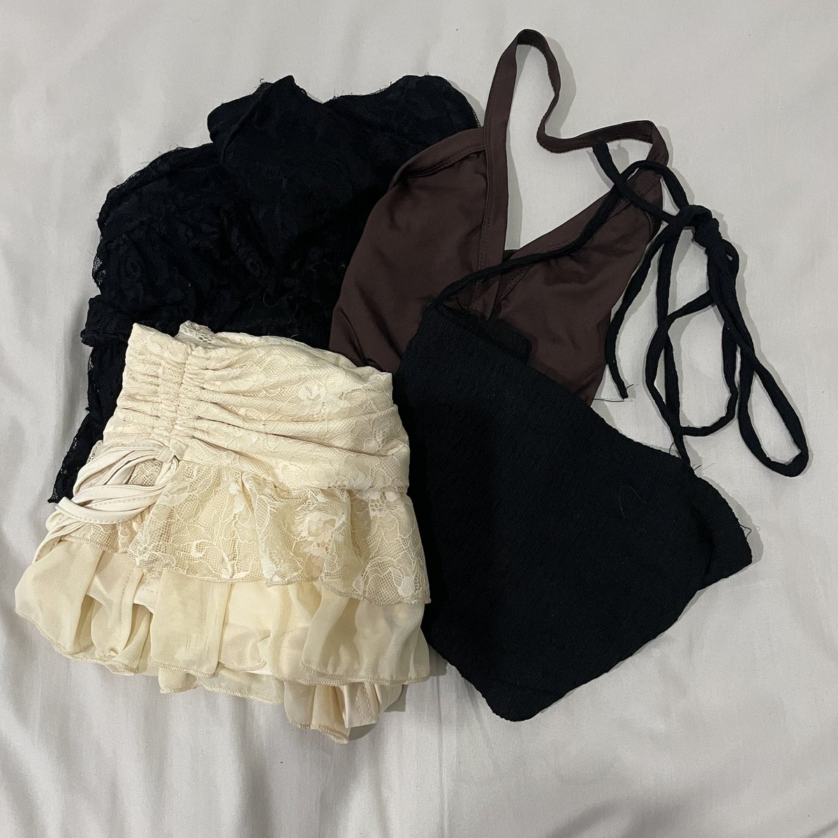 pooabeek's tweet photo. 🧺˚₊‧ ส่งต่อเสื้อผ้าราคาน่ารัก ‧₊˚
ค่าส่งเหมาๆ 45.- 📌ปัก+รี ลด 5.-
CF no CC 🛒ྀི
ขอดูเพิ่มเติม dm 🐰ྀི♡

#ส่งต่อเสื้อผ้า #เสื้อผ้ามือสอง #โล้ะตู้ https://t.co/i2Pp1tqndd