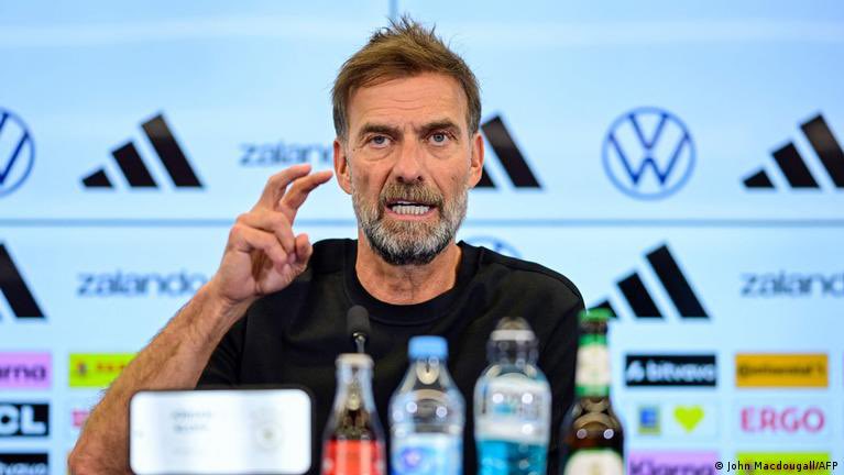 unserfussball's tweet photo. 🇩🇪 Voici les 6 noms qui seront dans la liste de Jürgen Klopp selon @Plettigoal 

✨Said El Mala
✨Younes Ebnoutalib
✨Jonathan Burkardt
✨Kevin Schade
✨Karim Adeyemi
✨Tom Bischof

Selon Bild, Ter Stegen sera le gardien numéro 1 de la sélection ! #DFBTeam https://t.co/3dRA3ZnwQY
