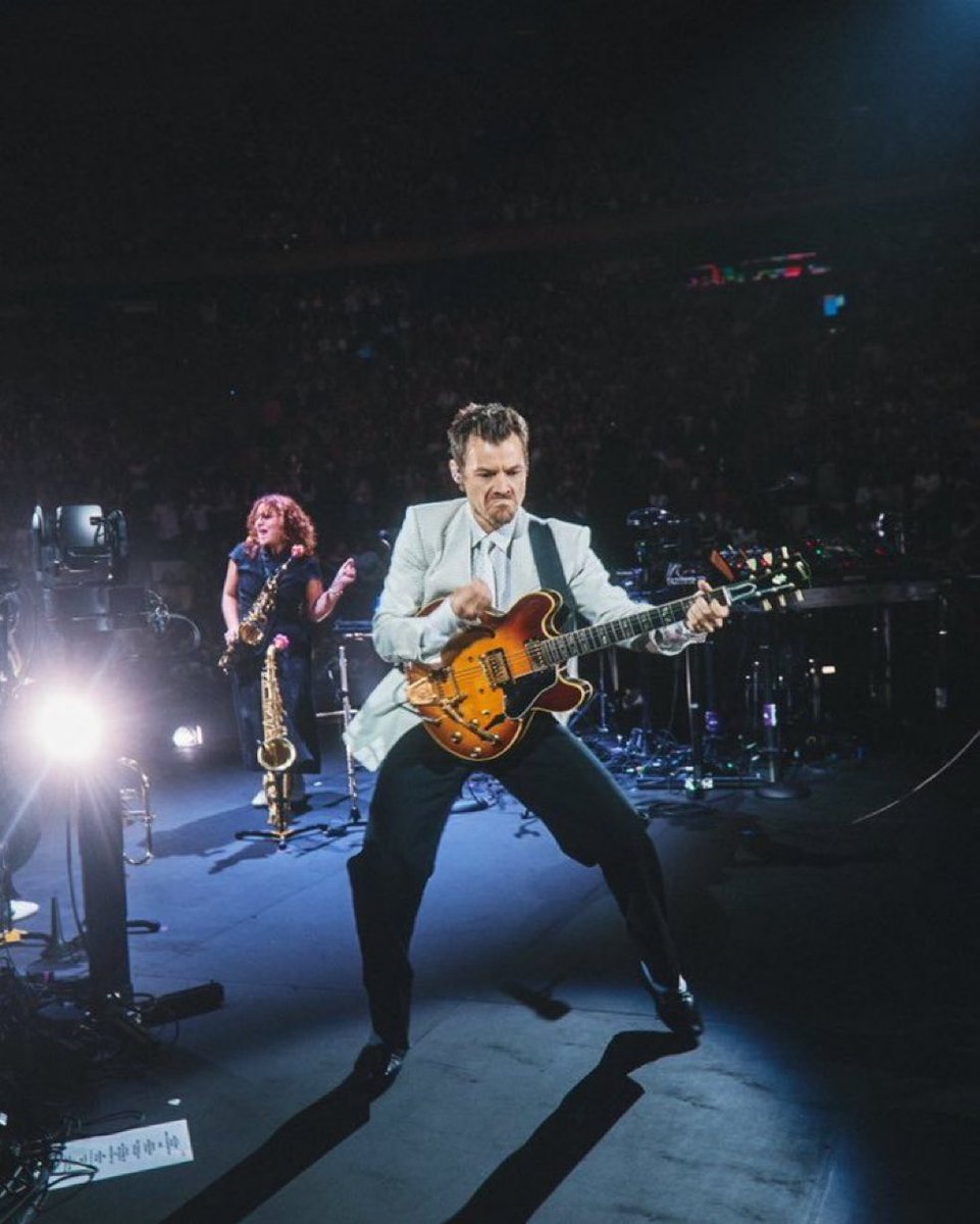 TogetherTourHQ's tweet photo. Harry is being considered for the Super Bowl Halftime Show, TMZ reports.

Sources tell TMZ that Harry is unlikely to take the gig if he is approached. https://t.co/tE6jjCmabe