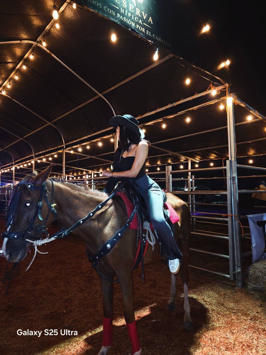 NataliaBenak's tweet photo. Horse racing https://t.co/h9tA61Sha4