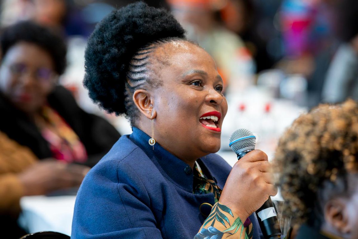 CPA_Secretariat's tweet photo. Making gender sensitivity a target for all Parliaments at 10th Commonwealth Women Parliamentarians Conference in South Africa 🇿🇦 #69CPC held to discuss women’s representation in Parliaments

Find out more  ⬇
https://t.co/Vhttd89f1u https://t.co/Hp8zjk8xgL