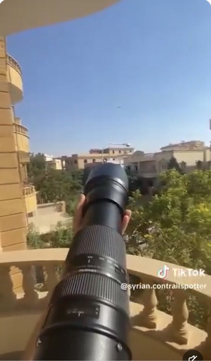 ahmednehaddeeb's tweet photo. لاجئ سورى بيقول انه بيرصد الطائرات العسكرية المصرية وبيصور وينزل على تيك توك عادى جدا !! الواحد فى اسوء احواله متصورش اللى بيحصل فينا ده ! https://t.co/UQsjhCrHE1