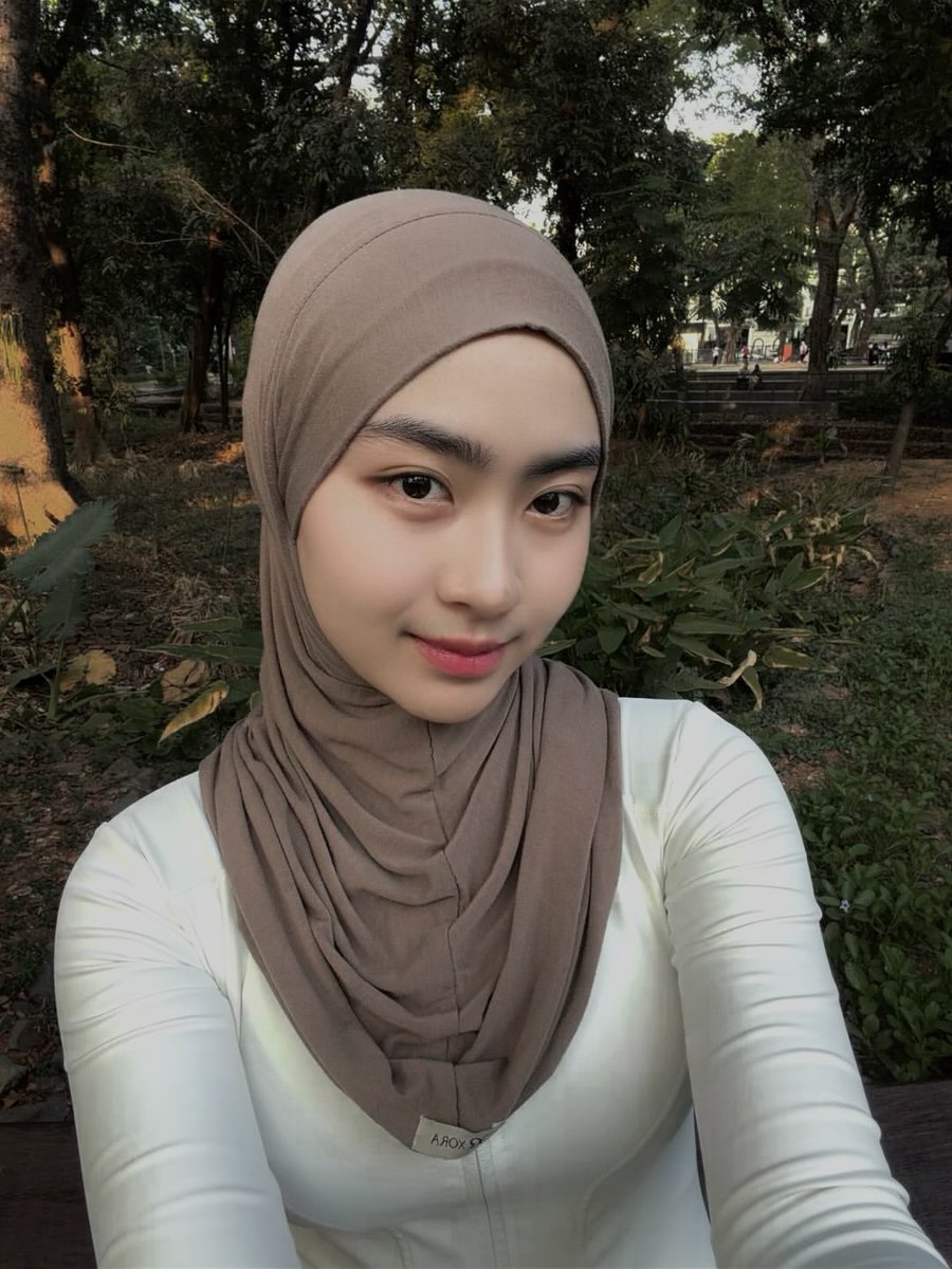 hijabers_mantap's tweet photo. Adem Banget 😂 https://t.co/DEt7vb7Y1M